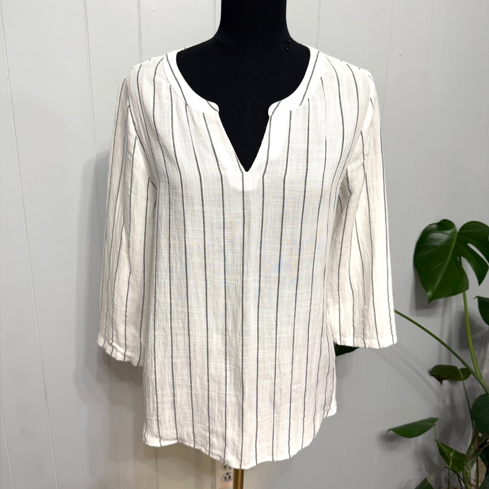 #14)  Van Heusen White Tunic with Black Pinstripes